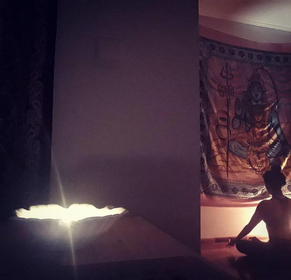 Urban Yoga House Hostel & Retreat ヨアニナ エクステリア 写真