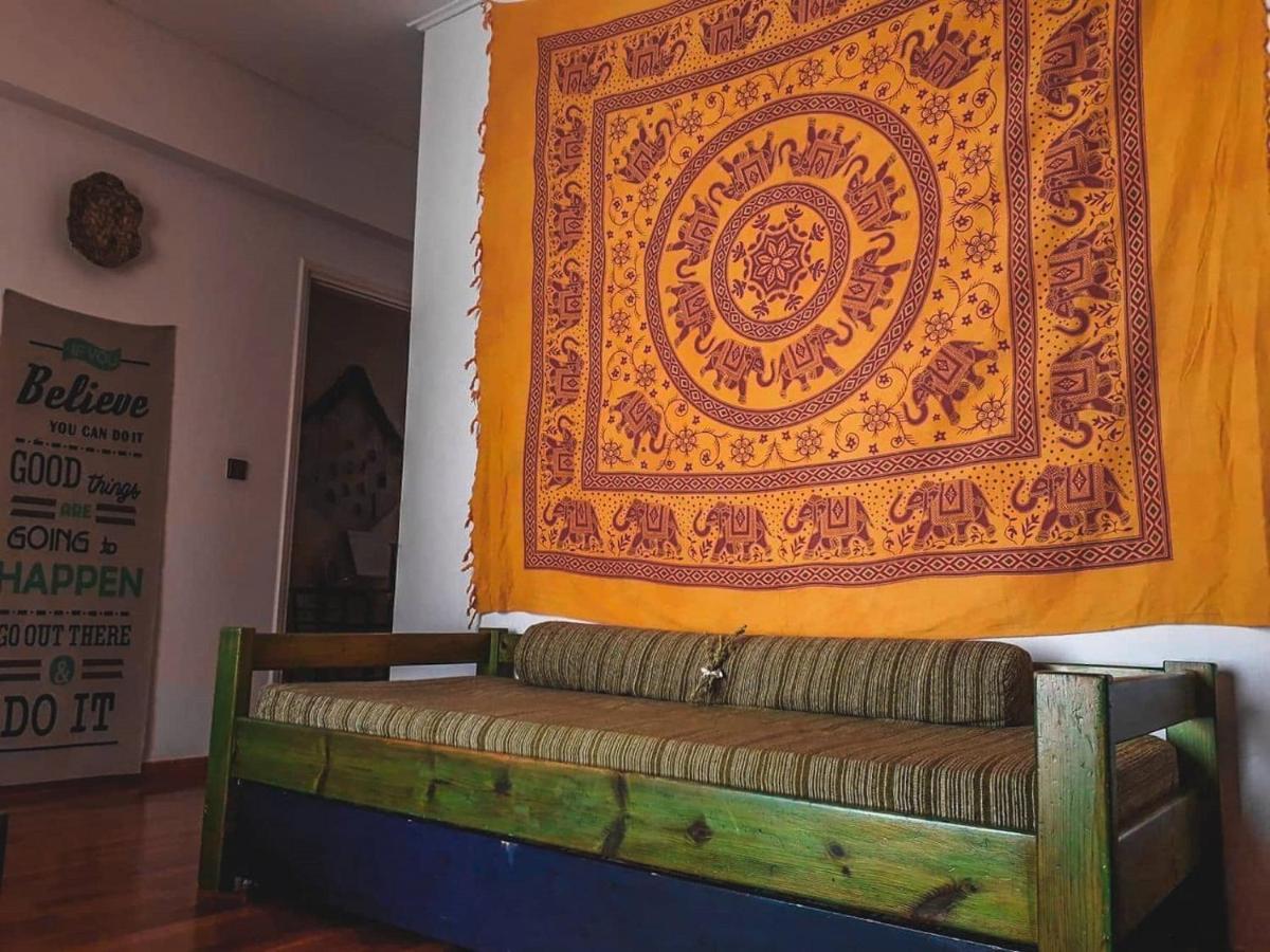 Urban Yoga House Hostel & Retreat ヨアニナ エクステリア 写真