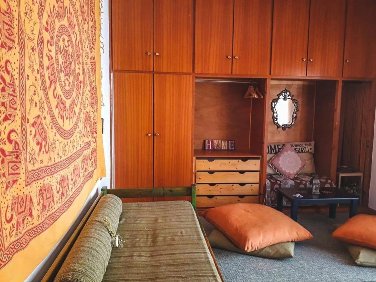 Urban Yoga House Hostel & Retreat ヨアニナ エクステリア 写真