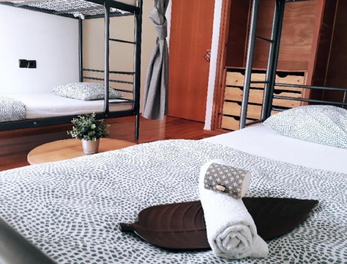 Urban Yoga House Hostel & Retreat ヨアニナ エクステリア 写真