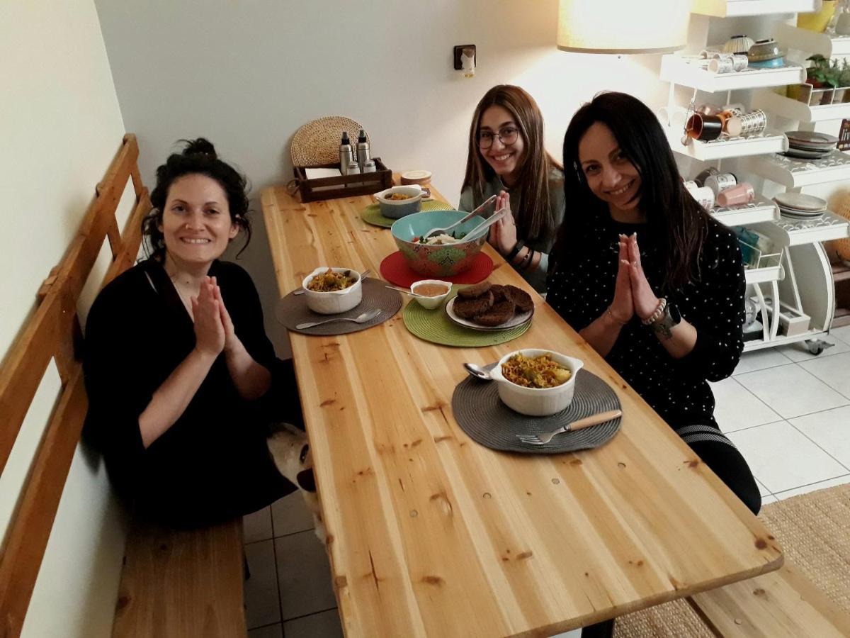 Urban Yoga House Hostel & Retreat ヨアニナ エクステリア 写真